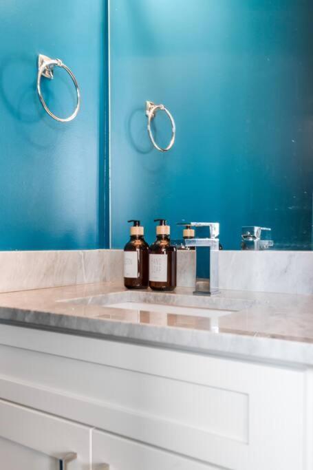 King Bed, Balcony, Covered Patio & Firepit! 8 Minutes From Broadway Nashville Exteriör bild